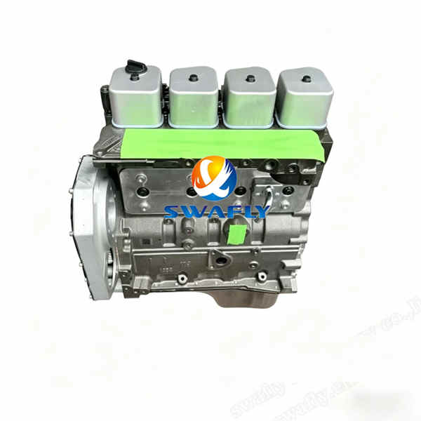 Motore Cummins 4BT3.9 con blocco lungo e motore nudo